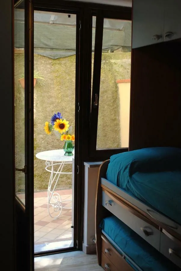 Licy'S House Apartment La Spezia 0*,  Italy
